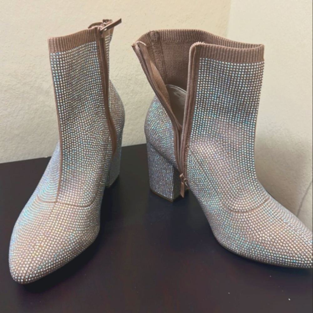Stretchy bedazzled booties size:12 wide